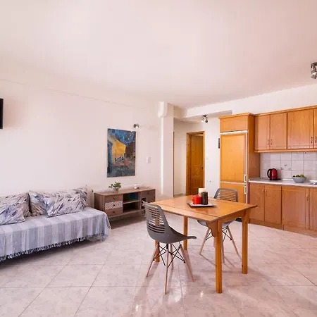 Xenia Apartmán *