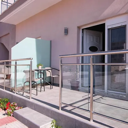 Xenia Apartment