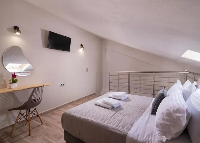 Xenia 利迈纳里亚